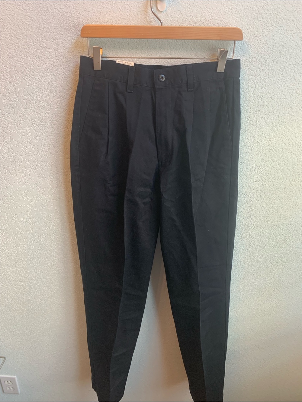Dockers Black Pleated Dress Pants
